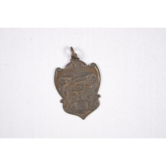 Antique 1919 Greater Vancouver B.C. Peace Celebration fob, bronze commemorative - Picture 6 of 6